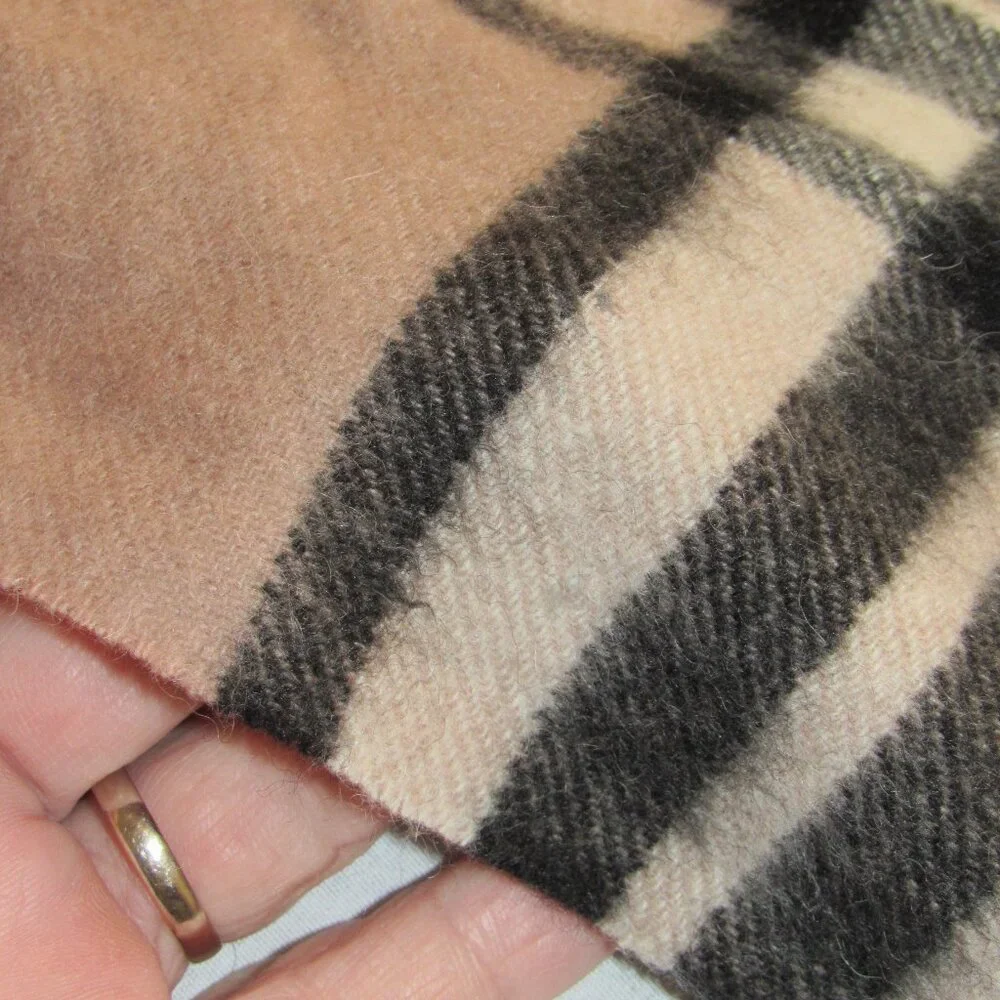 Ballantrae Edinburgh 100% Lambswool Scarf Nova Check Tan Black Red Plaid